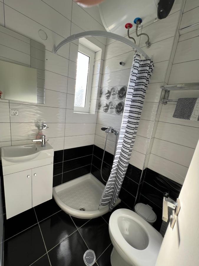 Paradise Apartment Sarandë Buitenkant foto